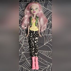 Moanica D'Kay - Monstrous Rivals - Monster High - Mattel - 2016 * EUC